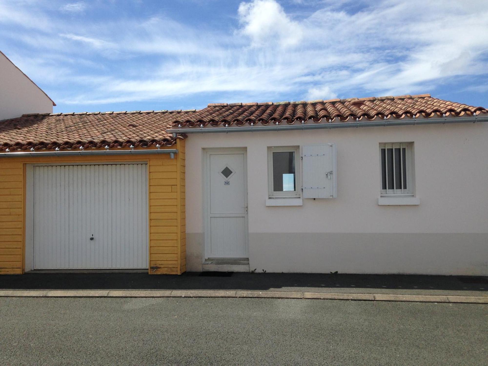 Maison Cosy Avec Piscine Partagee Le Château-dʼOléron Exterior foto